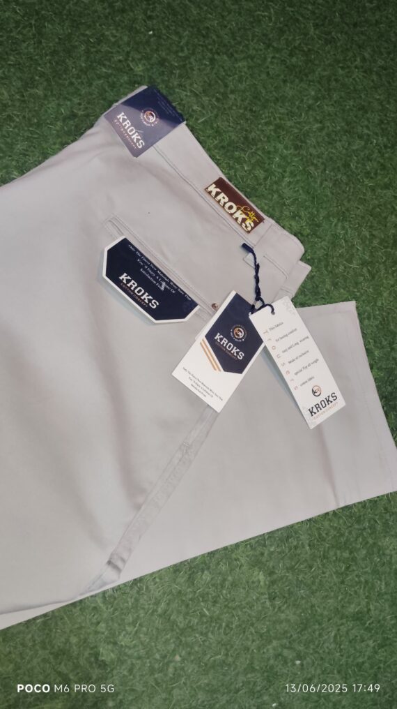 Men Relaxed Cotton Blend Trousers