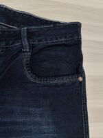 Men Slim Mid Rise  Jeans - Image 5